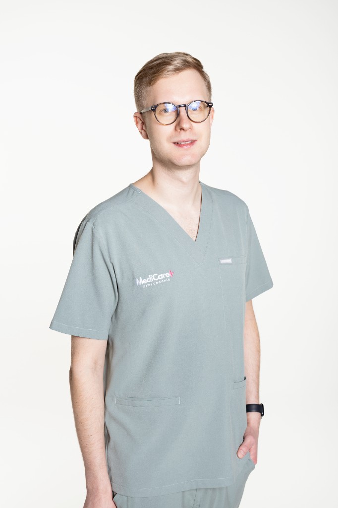 Lek. Mikołaj Ostrach